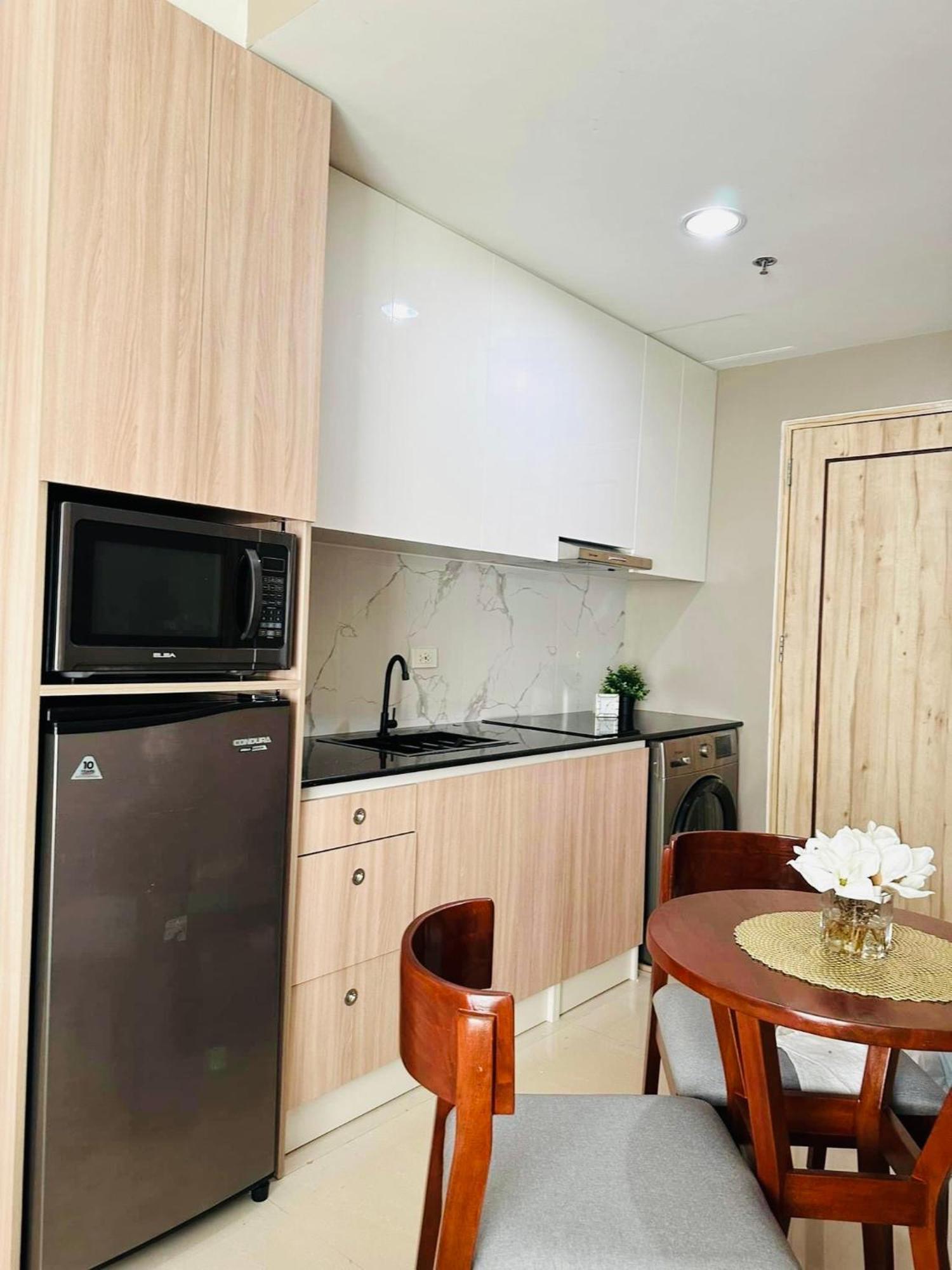 Inspiria Abreeza Davaoアパートホテル エクステリア 写真